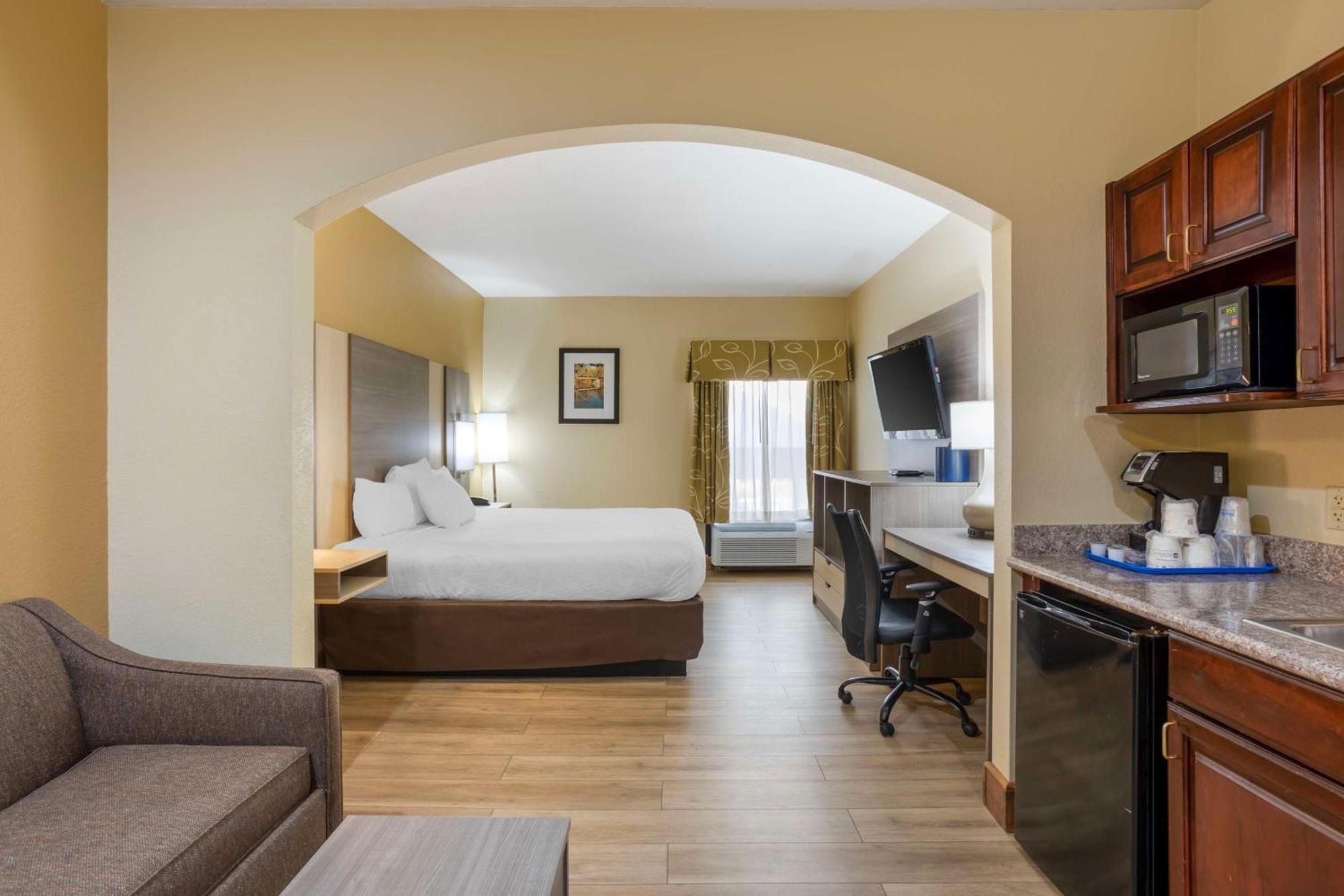 Best Western Plus Springfield Airport Inn Екстер'єр фото