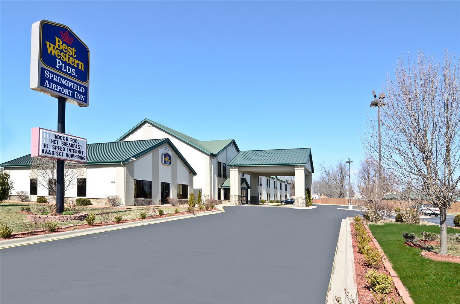 Best Western Plus Springfield Airport Inn Екстер'єр фото